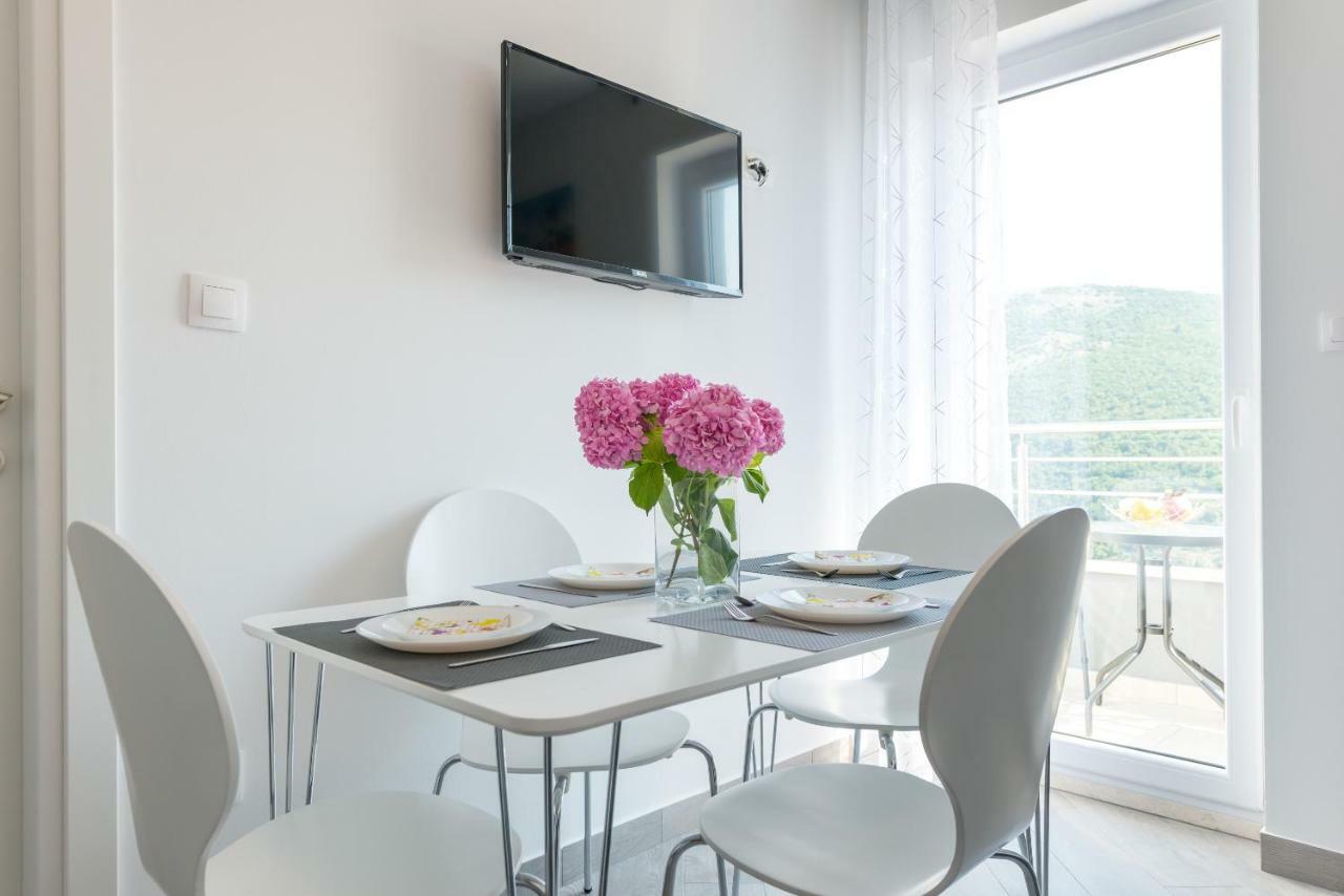 Guesthouse Pezo โมโกชิซา ภายนอก รูปภาพ