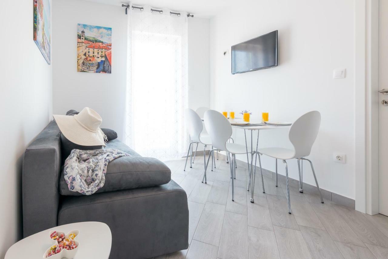 Guesthouse Pezo โมโกชิซา ภายนอก รูปภาพ